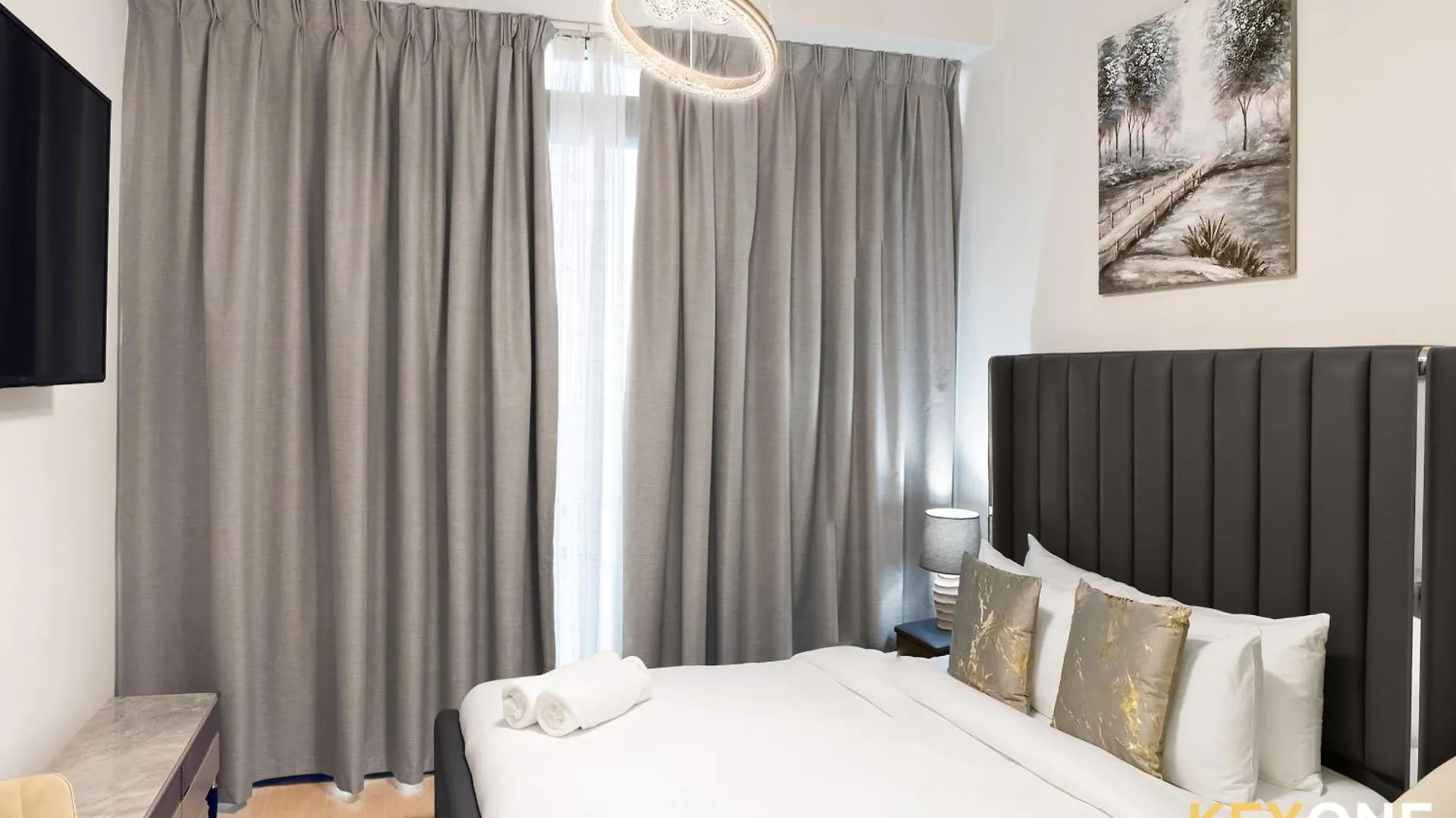 Azizi Riviera Studio With Chic Furnishing Dubai Apartment